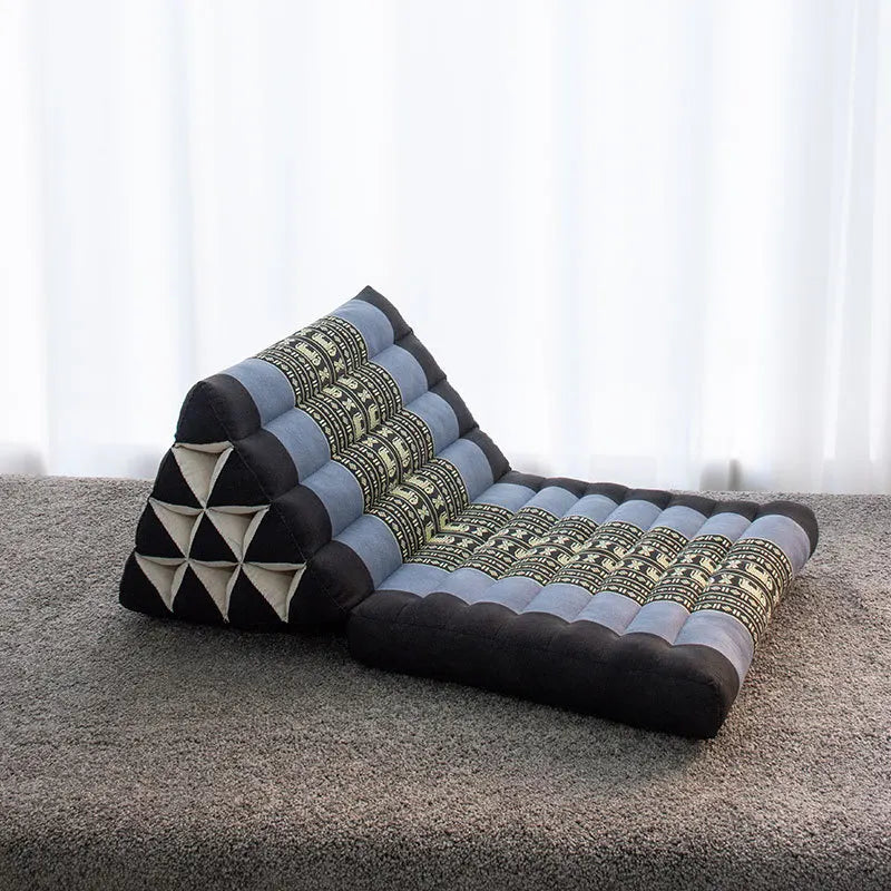 Dreieckskissen: Entspanne natürlich nach Thai-Tradition